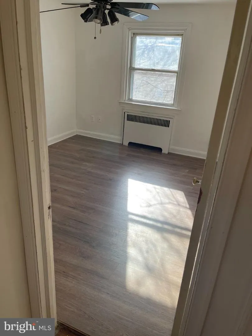 219 HOUSTON STREET Chester, PA 19013