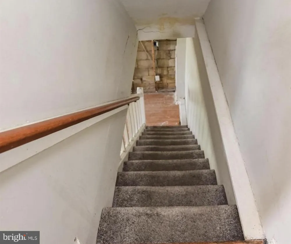 2565 HARLEM AVENUE Baltimore, MD 21216