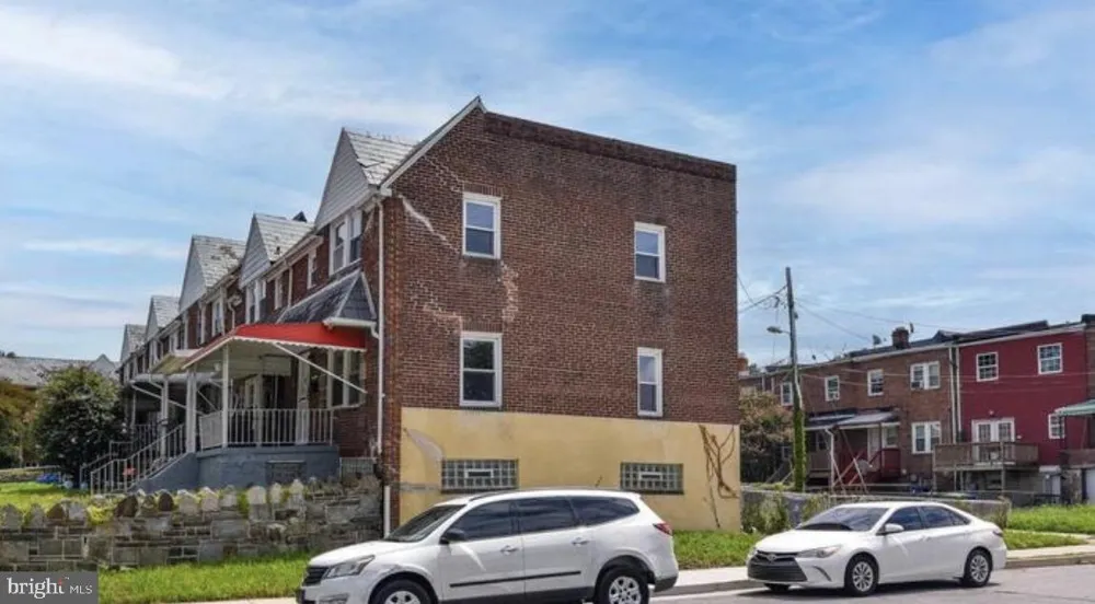 2565 HARLEM AVENUE Baltimore, MD 21216