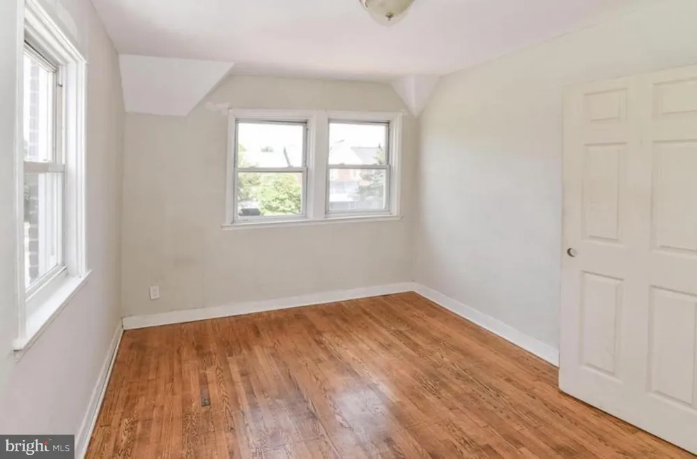 2565 HARLEM AVENUE Baltimore, MD 21216