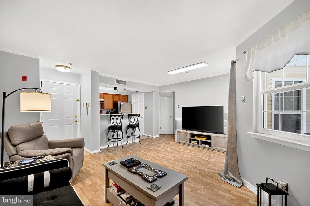 1504 LINCOLN WAY #216 Mclean, VA 22102