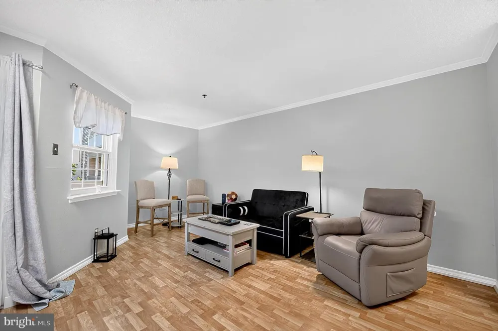 1504 LINCOLN WAY #216 Mclean, VA 22102