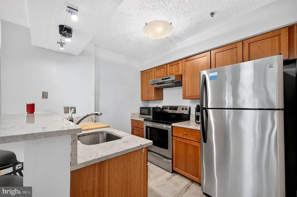 1504 LINCOLN WAY #216 Mclean, VA 22102