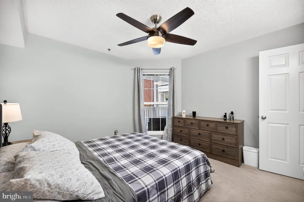 1504 LINCOLN WAY #216 Mclean, VA 22102