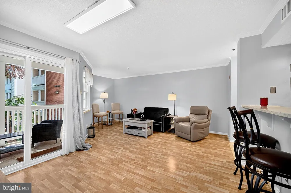 1504 LINCOLN WAY #216 Mclean, VA 22102