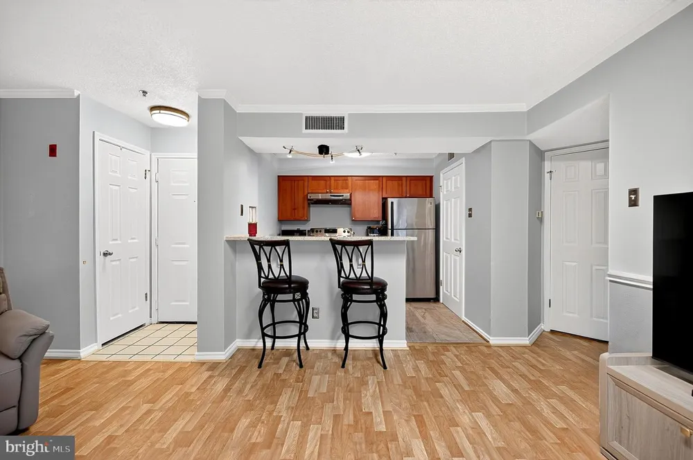 1504 LINCOLN WAY #216 Mclean, VA 22102