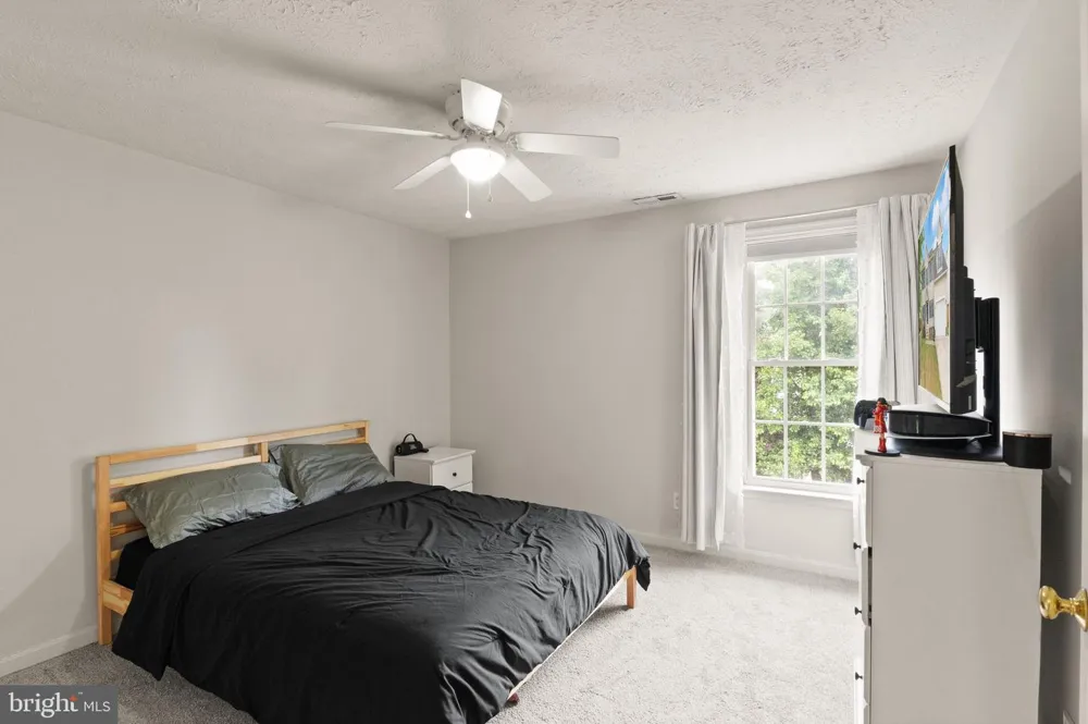 2813 SLINGERLAND DRIVE Fredericksburg, VA 22408