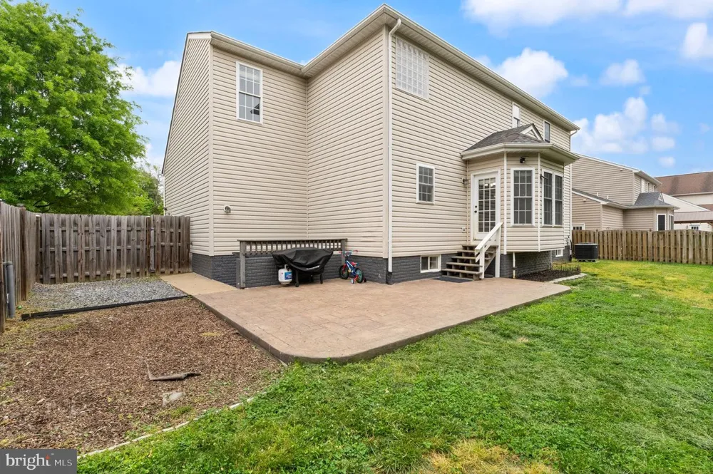 2813 SLINGERLAND DRIVE Fredericksburg, VA 22408