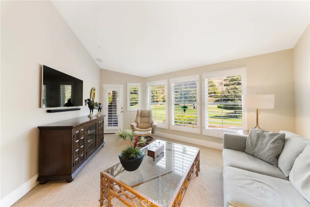 12 Plaza Baja Del Sol San Juan Capistrano, CA 92675
