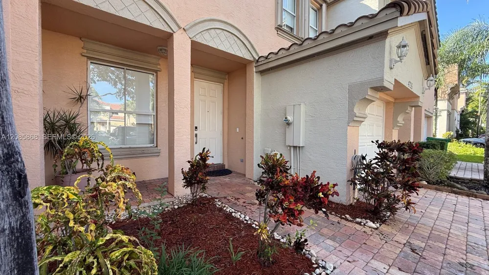 4735 SW 164th Ave Miramar, FL 33027