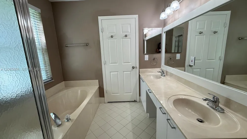 4735 SW 164th Ave Miramar, FL 33027