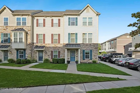 708 Bayside Court #708