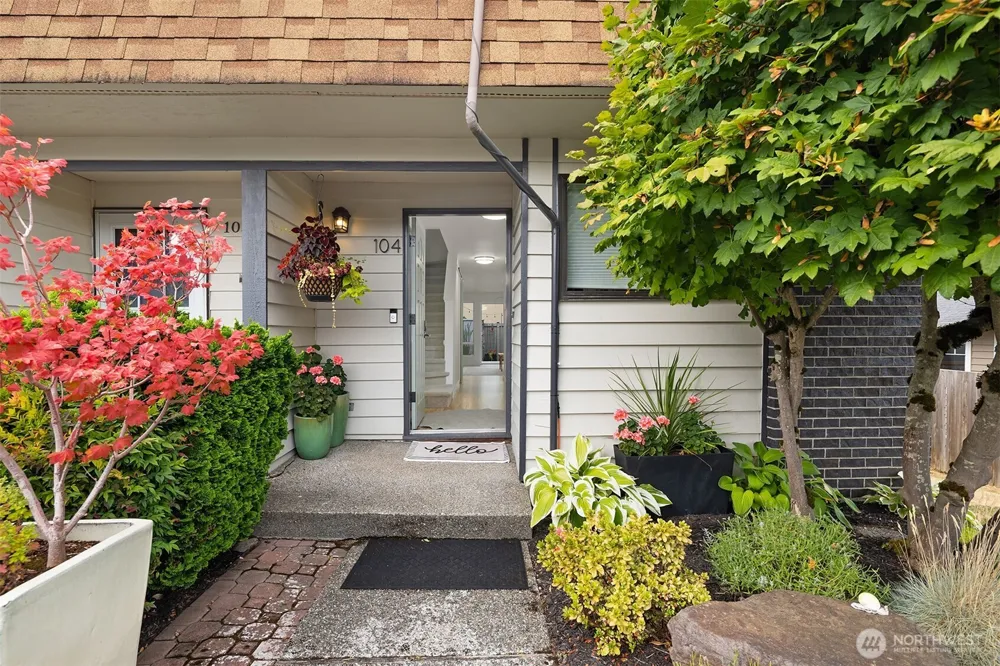 21105 80th Avenue W #104 Edmonds, WA 98026