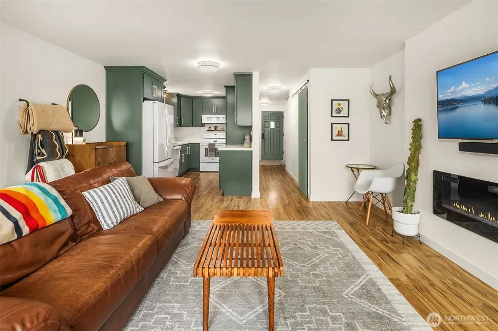 21105 80th Avenue W #104 Edmonds, WA 98026