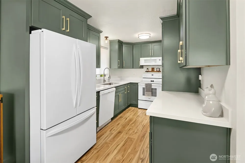 21105 80th Avenue W #104 Edmonds, WA 98026