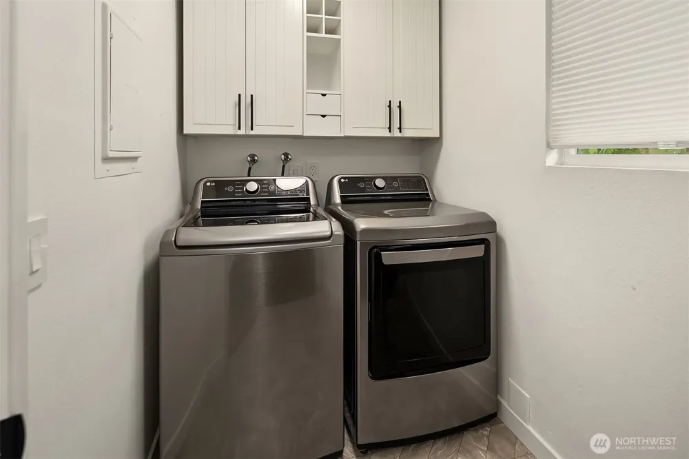 21105 80th Avenue W #104 Edmonds, WA 98026