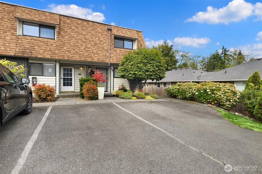 21105 80th Avenue W #104 Edmonds, WA 98026