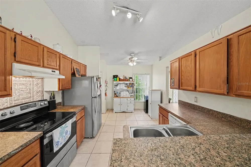 14807 DAY LILY COURT Orlando, FL 32824