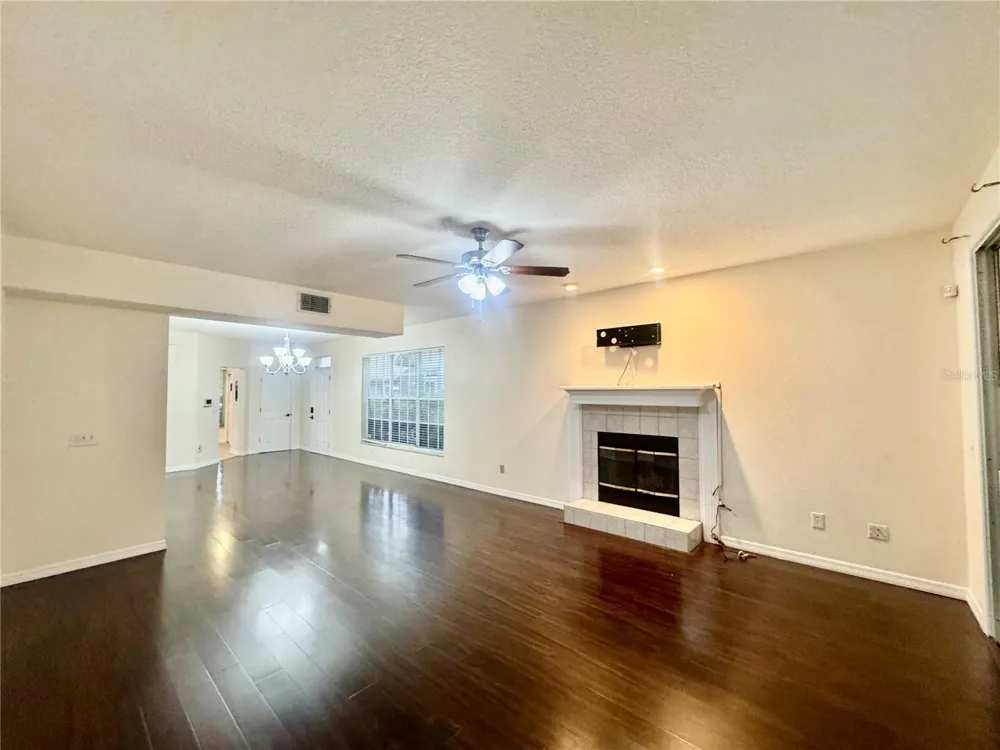 2800 COUNTRYSIDE BOULEVARD #1 Clearwater, FL 33761