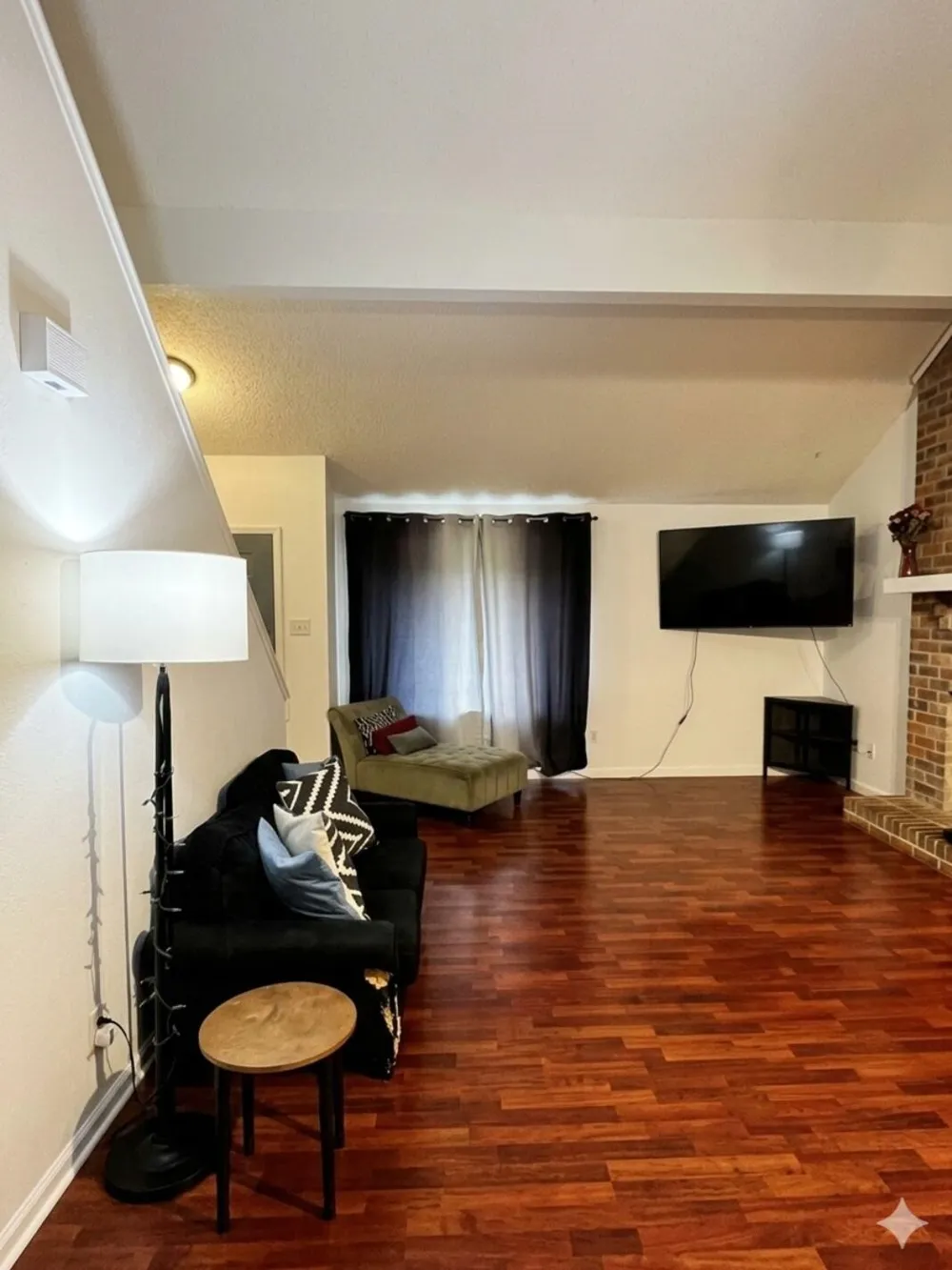 2926 Bonanza Lane Garland, TX 75042