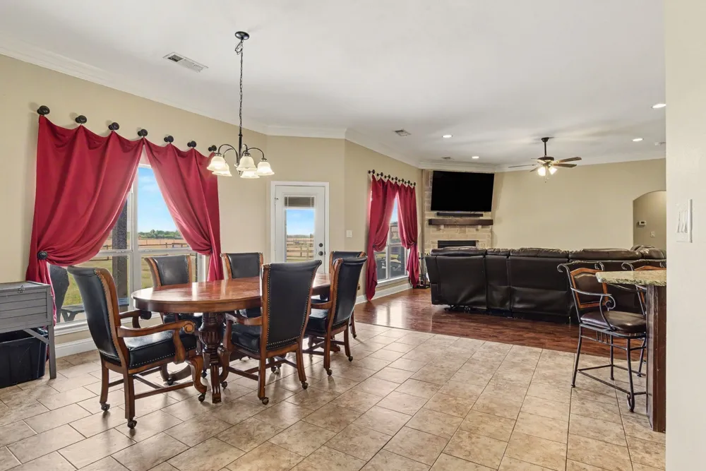 4909 County Road 2720 Caddo Mills, TX 75135