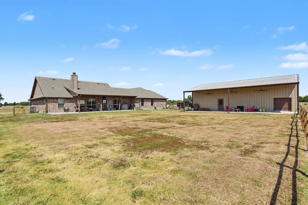 4909 County Road 2720 Caddo Mills, TX 75135