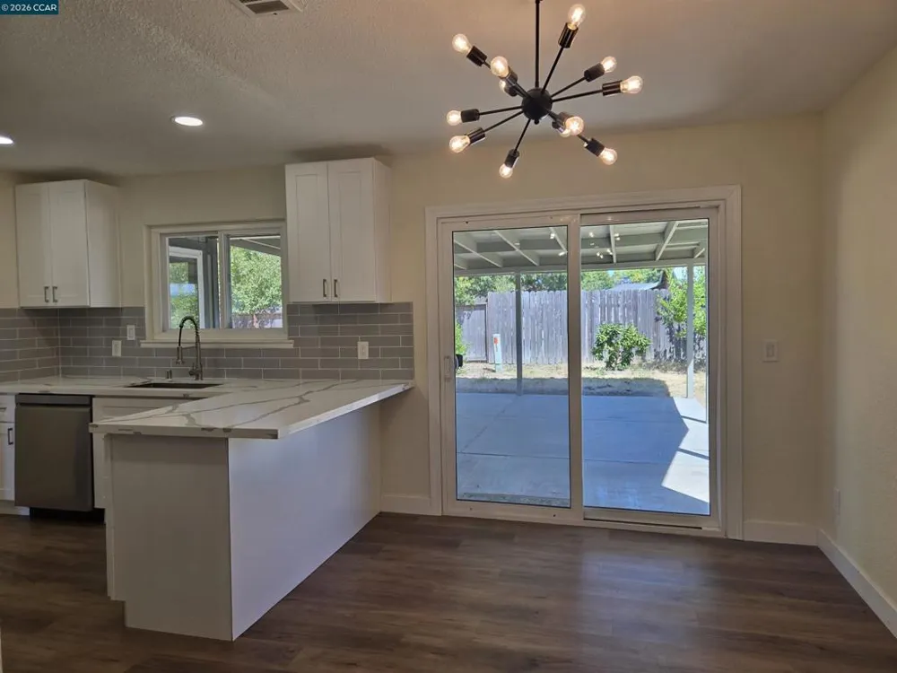 2817 Provo Way Sacramento, CA 95822