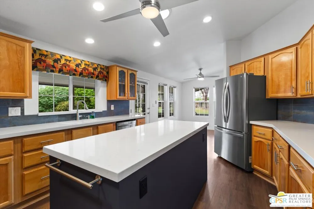 208 Marisma Way Cathedral City, CA 92234