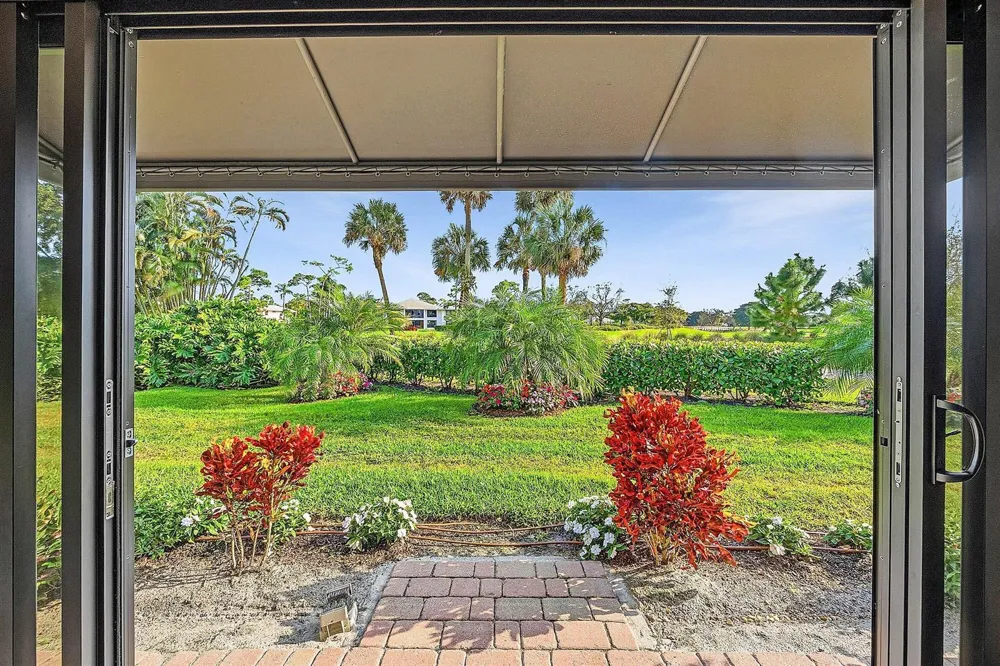 3954 QUAIL RIDGE DRIVE #Egret Boynton Beach, FL 33436