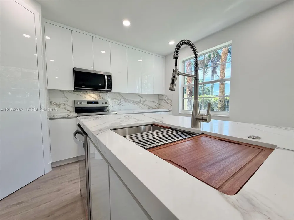 8452 SW 29th St #105 Miramar, FL 33025
