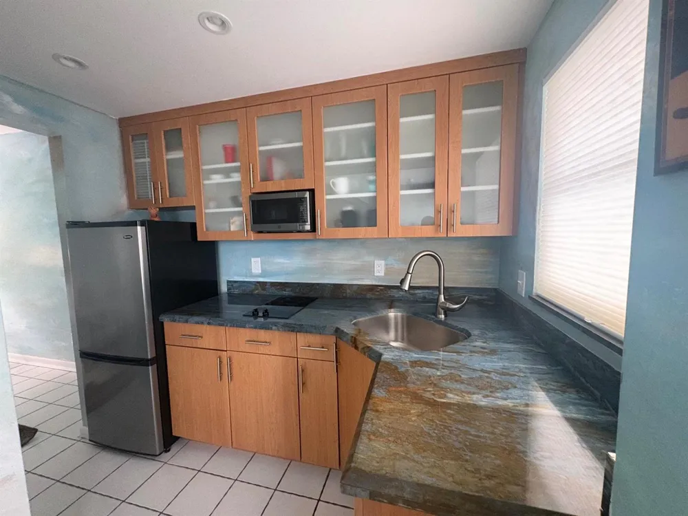 9 BIRCH ROAD #402 Fort Lauderdale, FL 33304