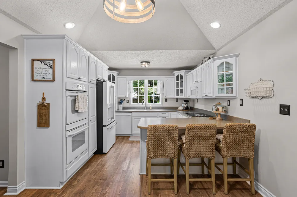 4861 Hidden Hills Circle Howell, MI 48855