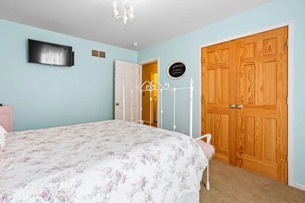 4861 Hidden Hills Circle Howell, MI 48855