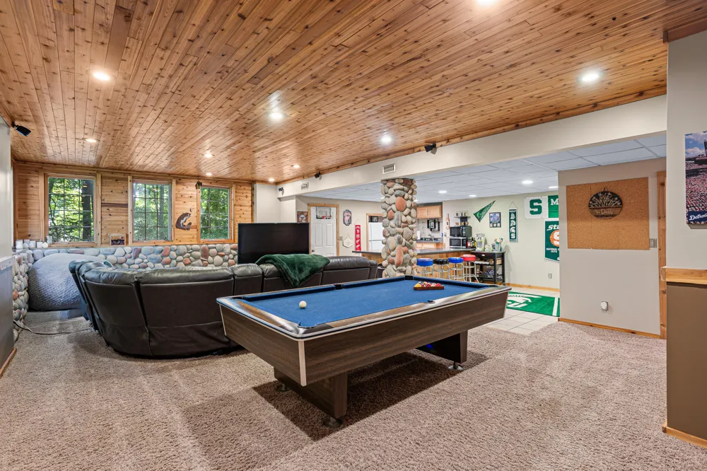 4861 Hidden Hills Circle Howell, MI 48855