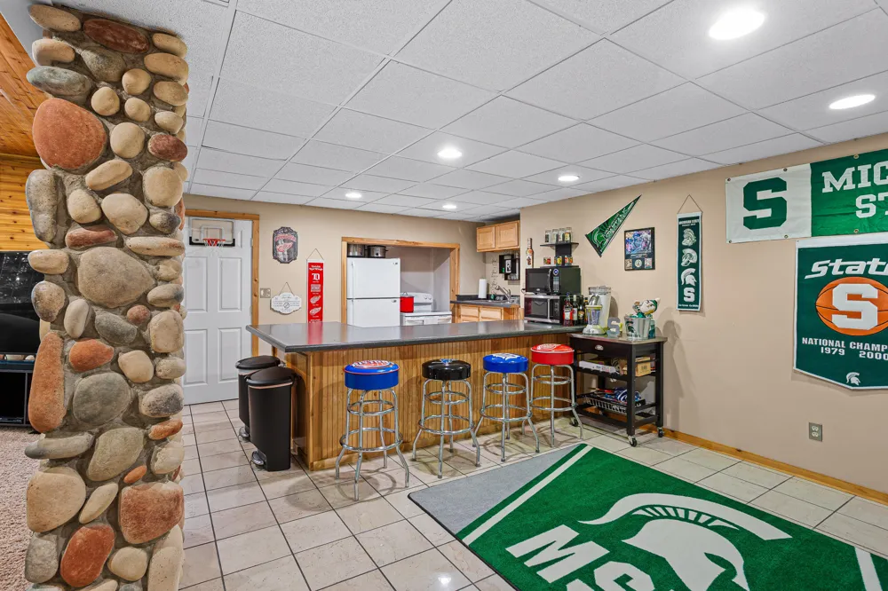 4861 Hidden Hills Circle Howell, MI 48855