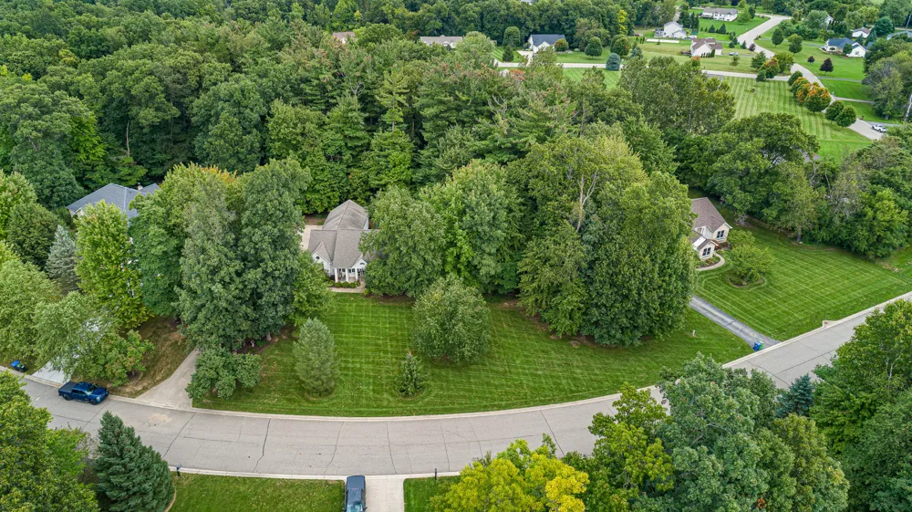 4861 Hidden Hills Circle Howell, MI 48855