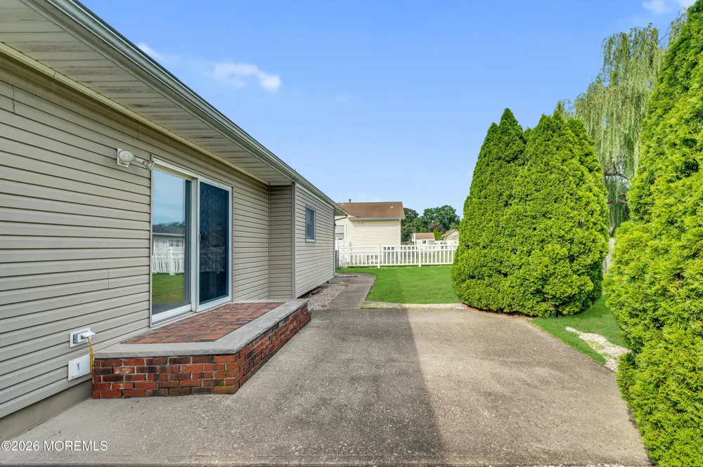 87 Charleson Road Brick, NJ 08724