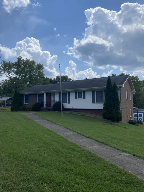 102 Bullock Dr
