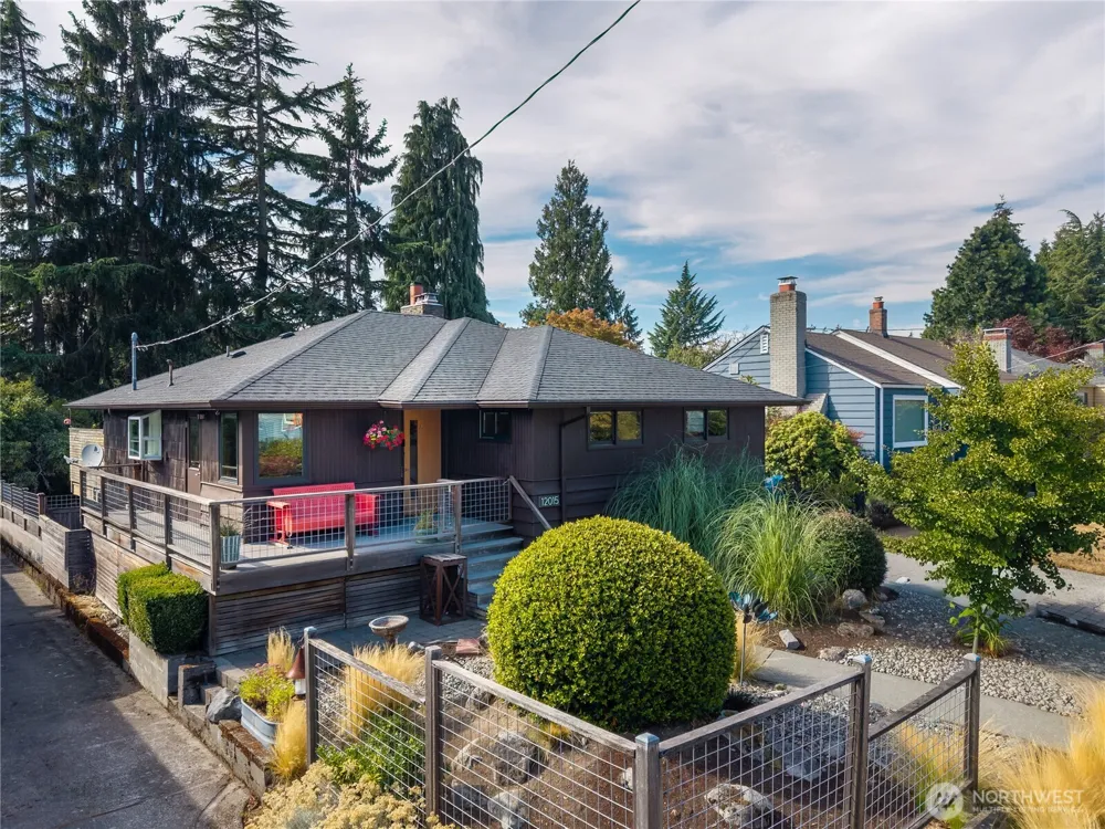 12015 Dayton Avenue Seattle, WA 98133