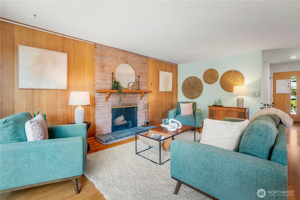 12015 Dayton Avenue Seattle, WA 98133
