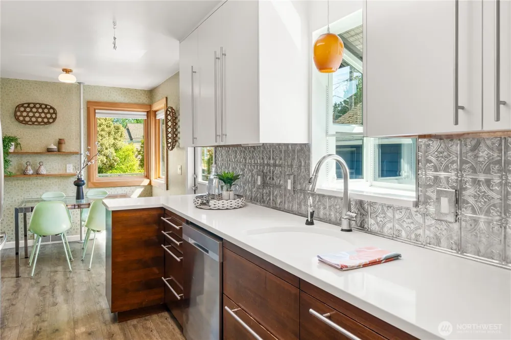 12015 Dayton Avenue Seattle, WA 98133