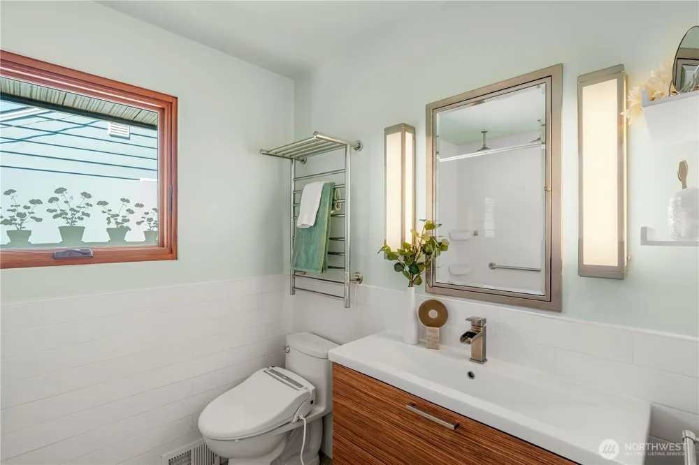 12015 Dayton Avenue Seattle, WA 98133