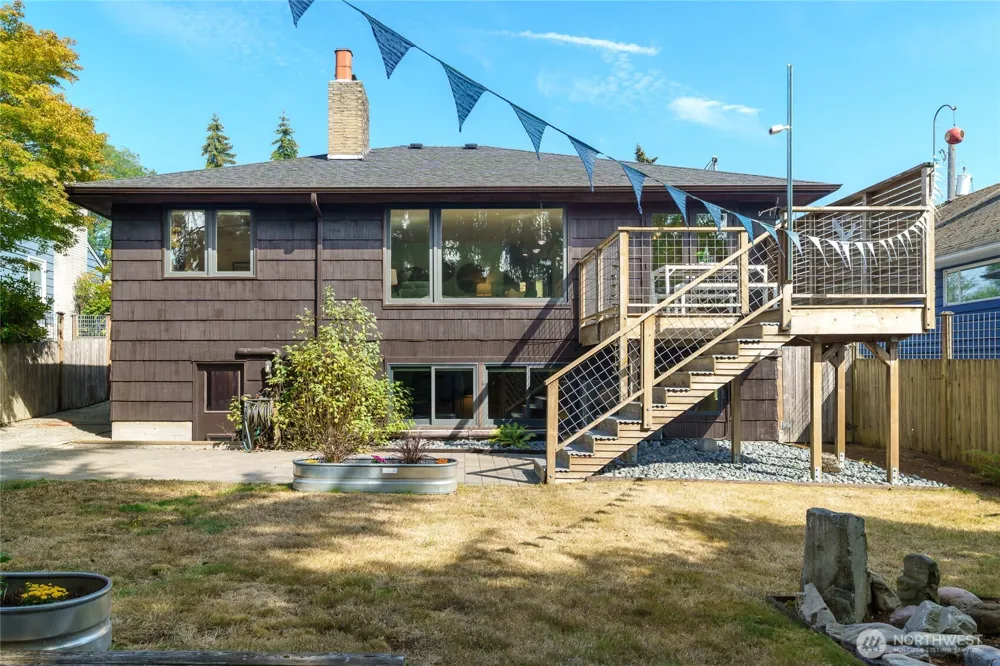 12015 Dayton Avenue Seattle, WA 98133