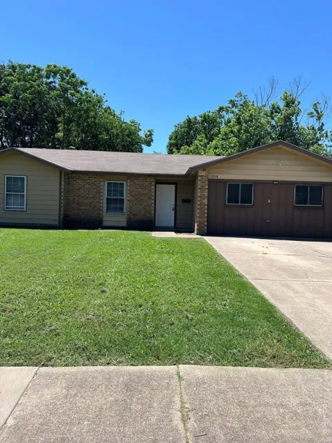 1014 Tulip Trail