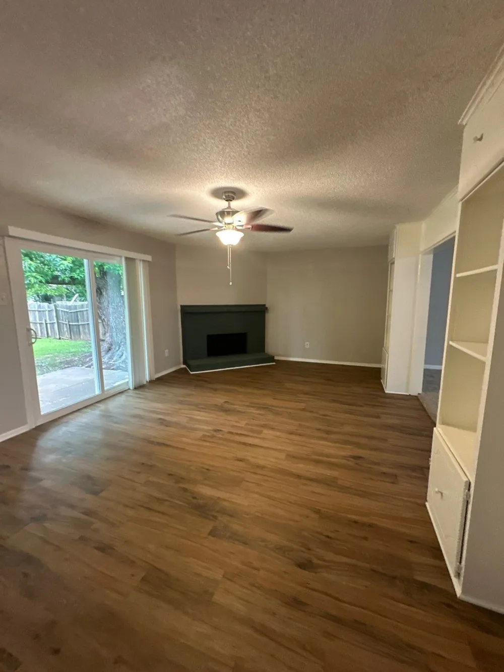 1014 Tulip Trail Mesquite, TX 75149
