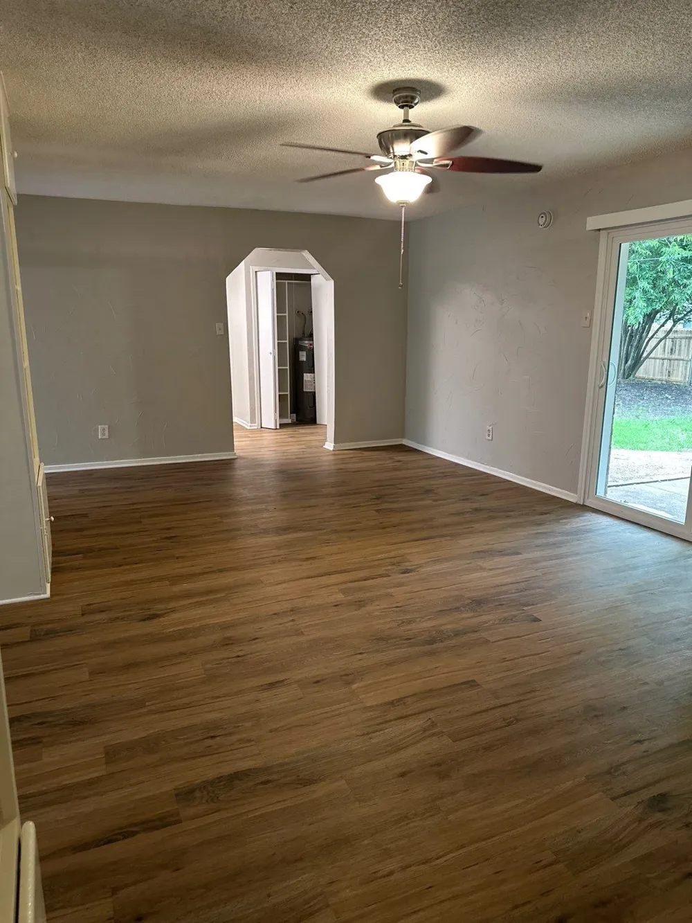 1014 Tulip Trail Mesquite, TX 75149