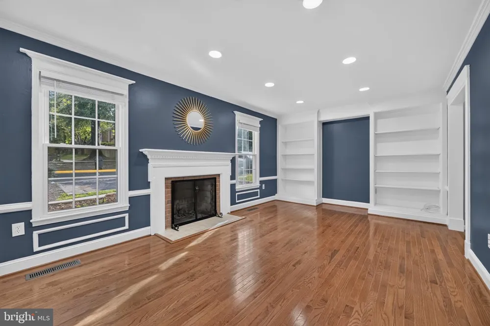 11870 ABERCORN COURT Reston, VA 20191