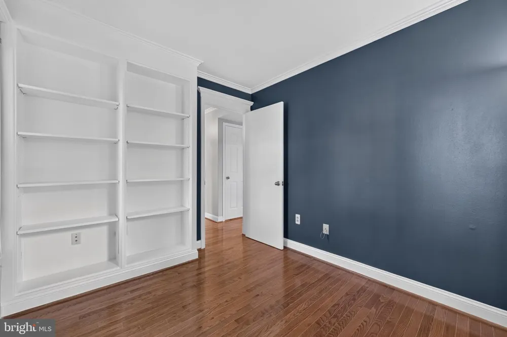 11870 ABERCORN COURT Reston, VA 20191