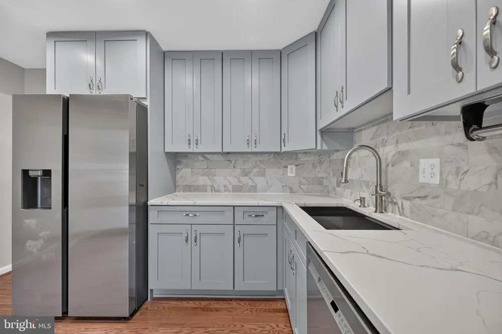 11870 ABERCORN COURT Reston, VA 20191
