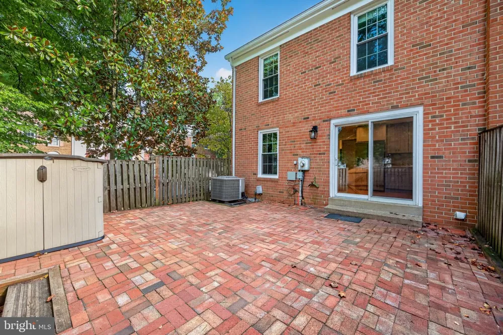 11870 ABERCORN COURT Reston, VA 20191